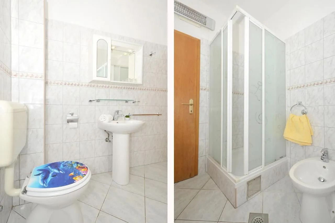 Apartments Nedjeljko Trogir 0*,  Croatia