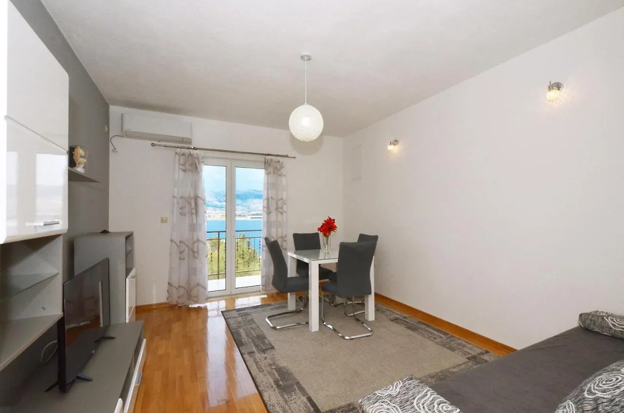 Apartments Nedjeljko Trogir