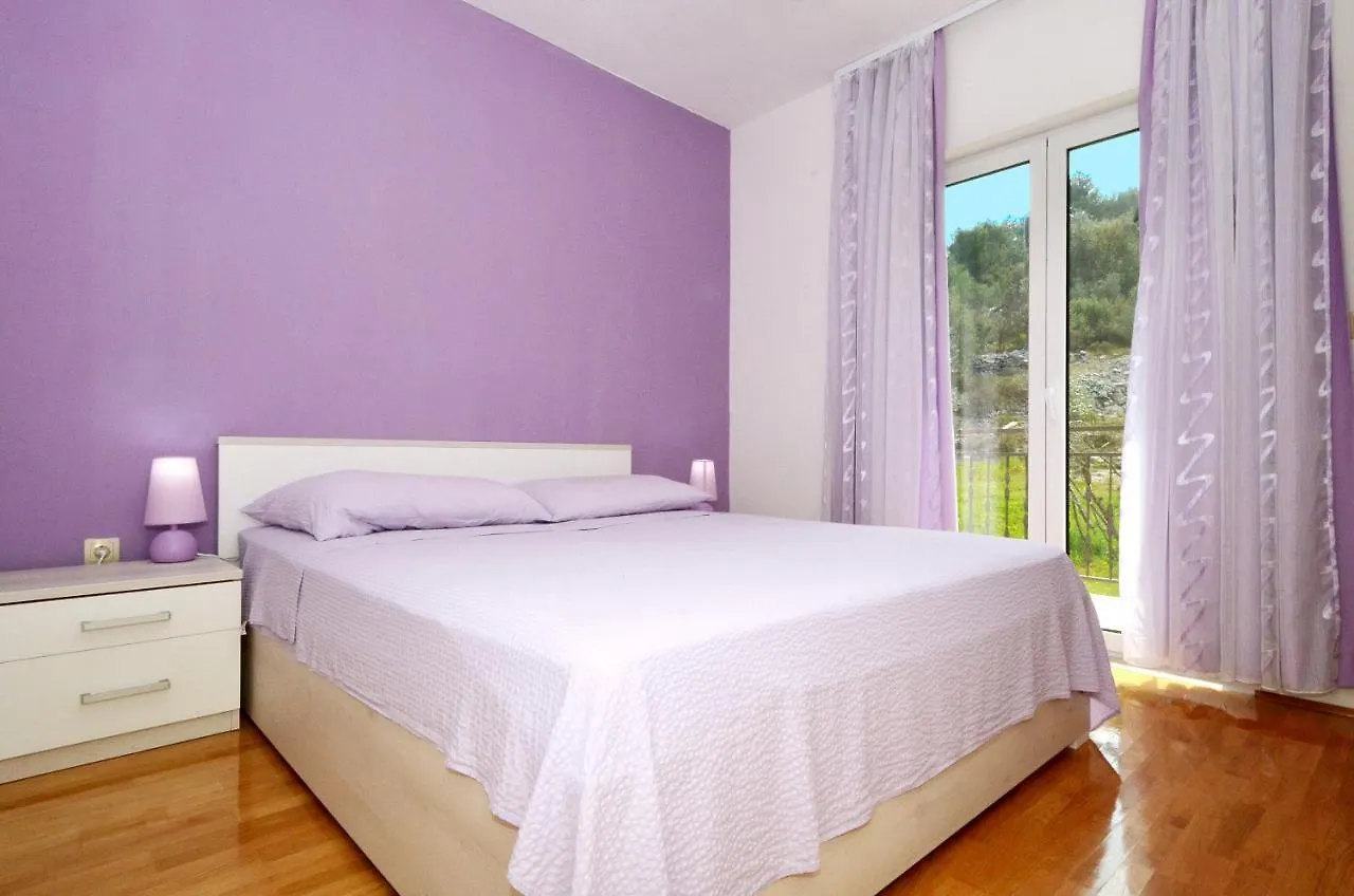 Apartments Nedjeljko Trogir