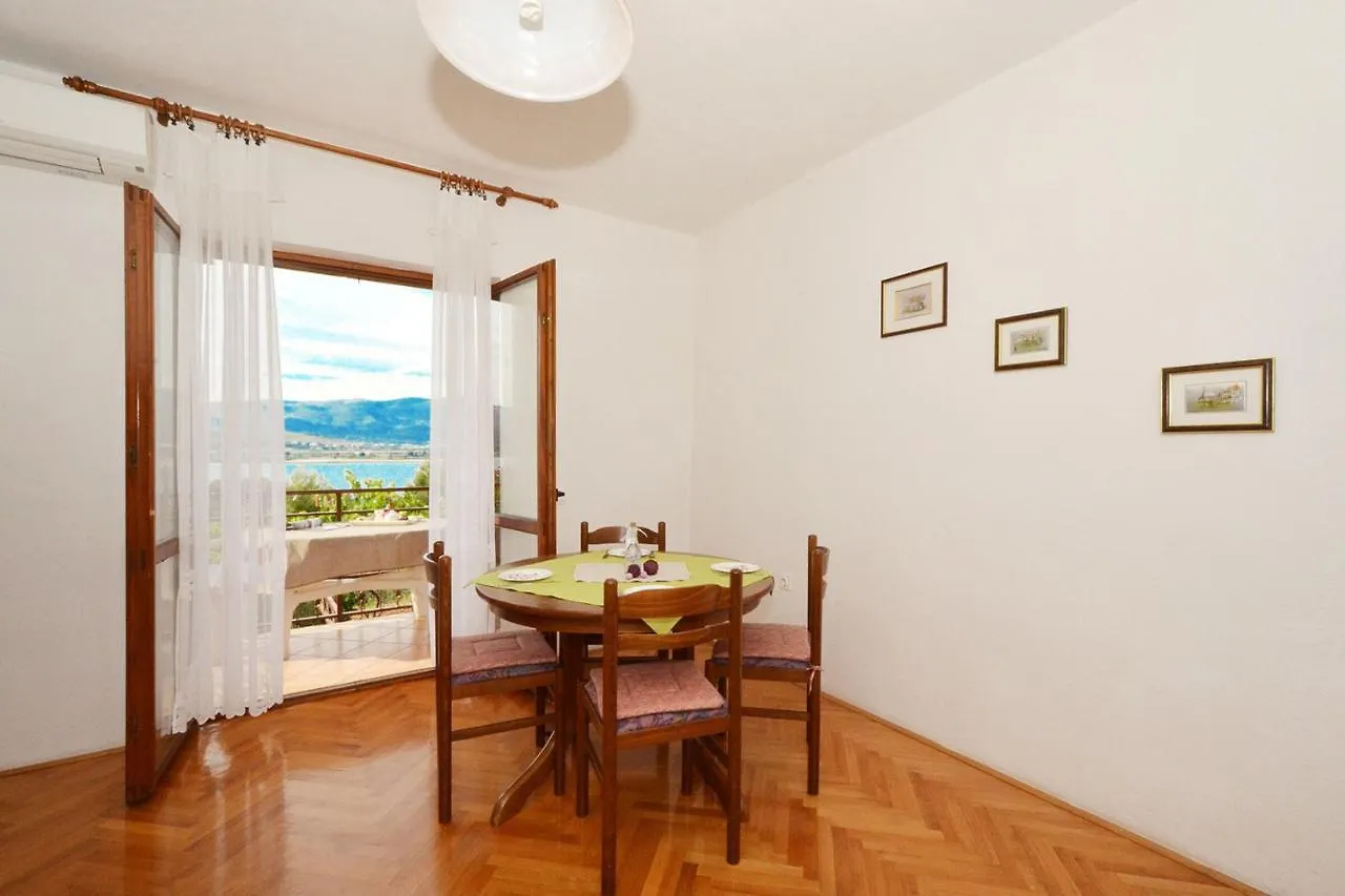 Apartments Nedjeljko Trogir 0*,