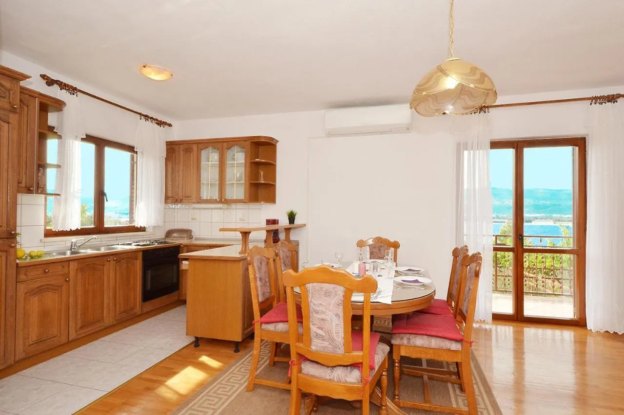 Apartments Nedjeljko Trogir