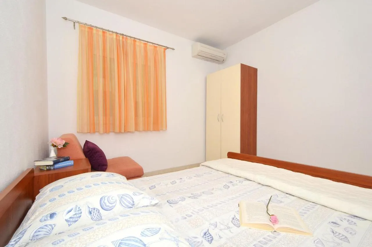 Apartments Nedjeljko Trogir Croatia