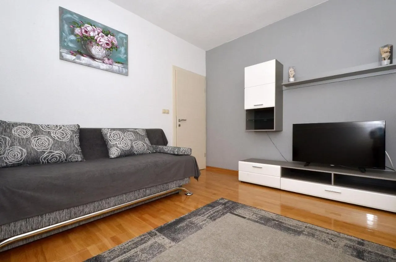 Apartments Nedjeljko Trogir