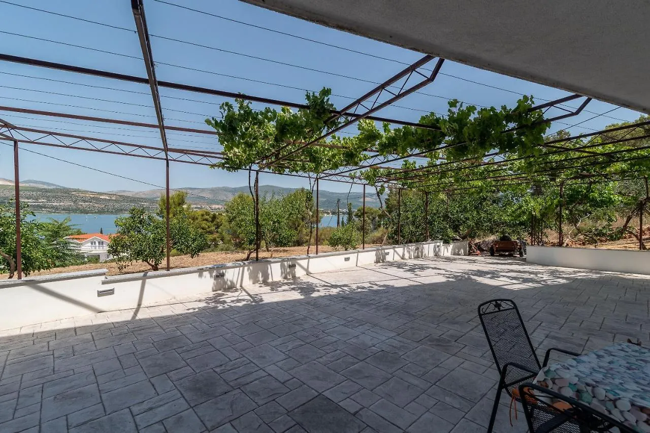 Apartments Nedjeljko Trogir