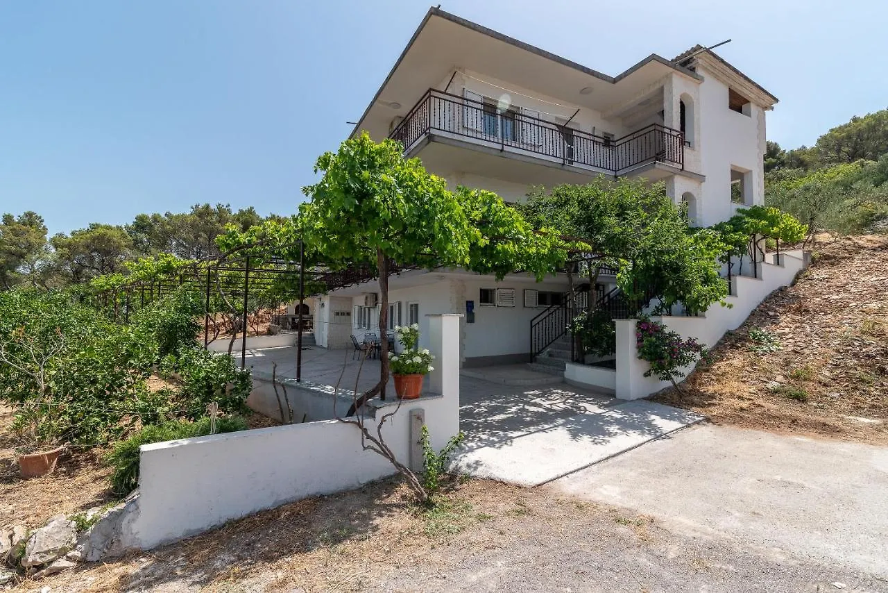 Apartments Nedjeljko Trogir