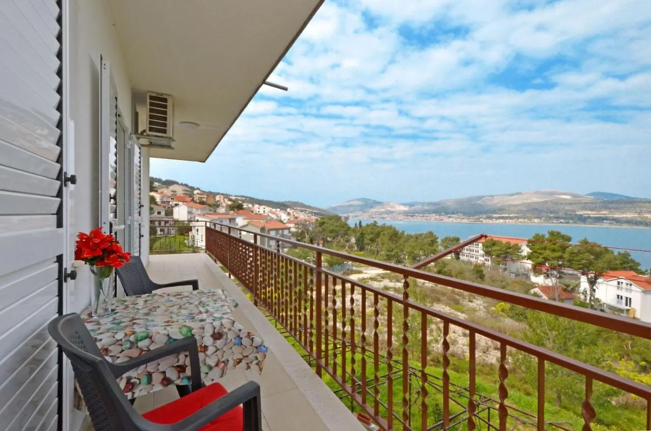 Apartments Nedjeljko Trogir