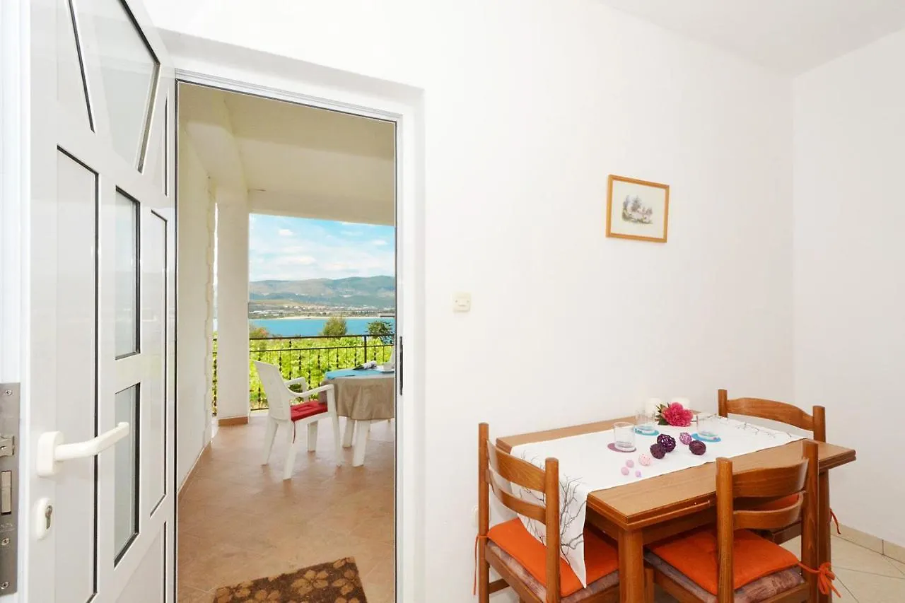 Apartments Nedjeljko Trogir